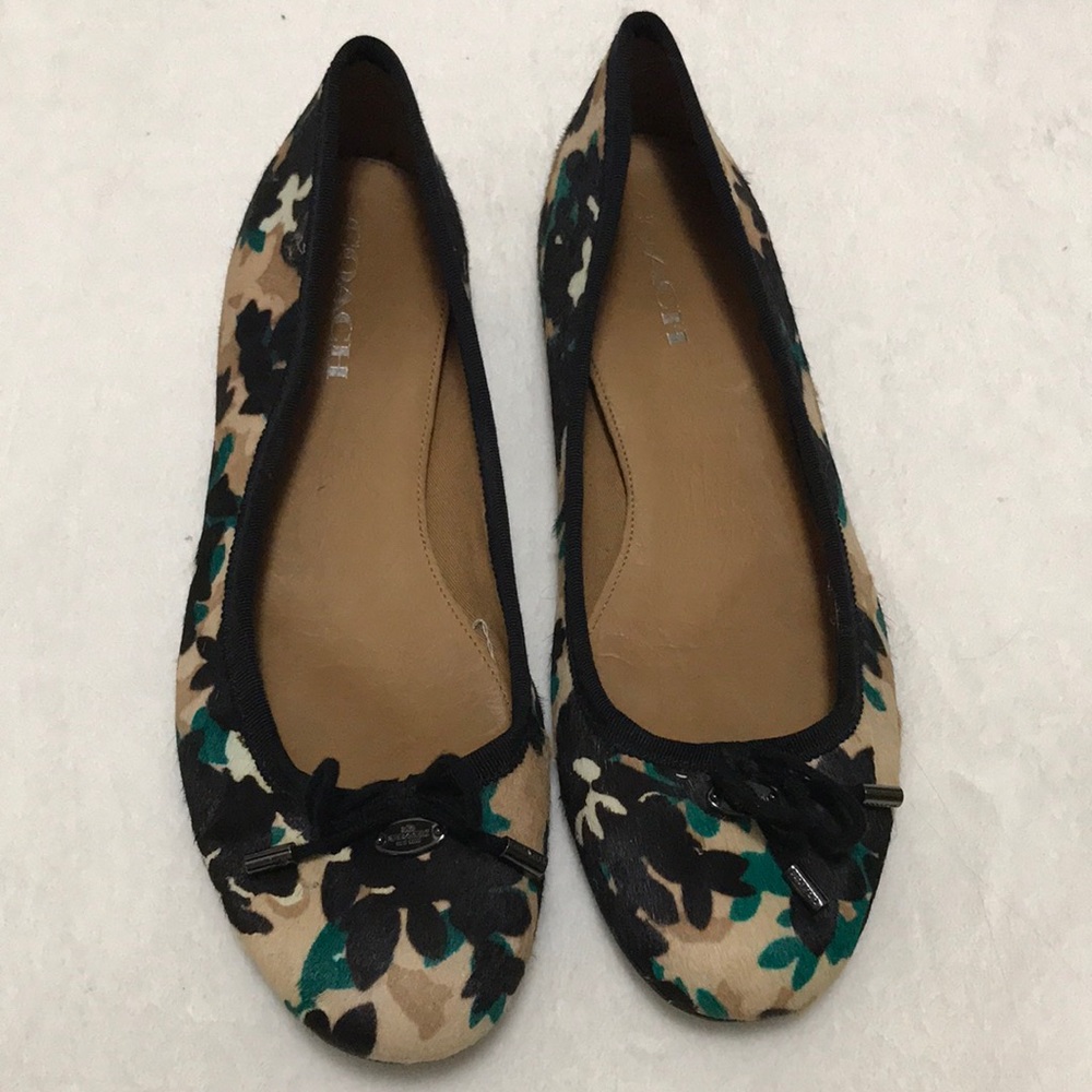 Coach flats